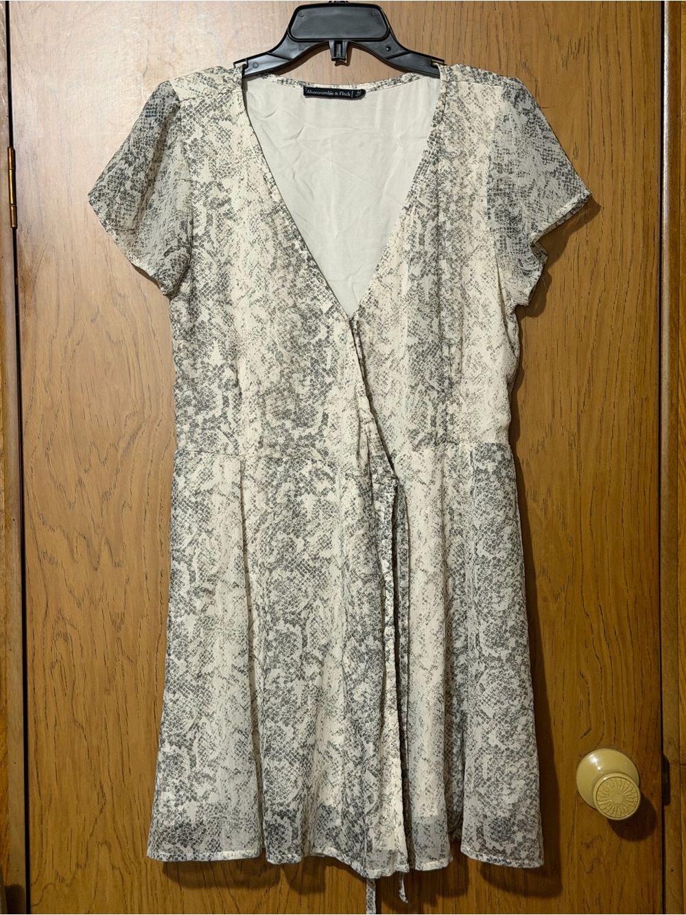 Abercrombie & Fitch Cream and Gray Snake-Print Mini Wrap Dress